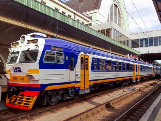 Кільцева більше не кільцева: у Києві змінюють маршрут міської електрички