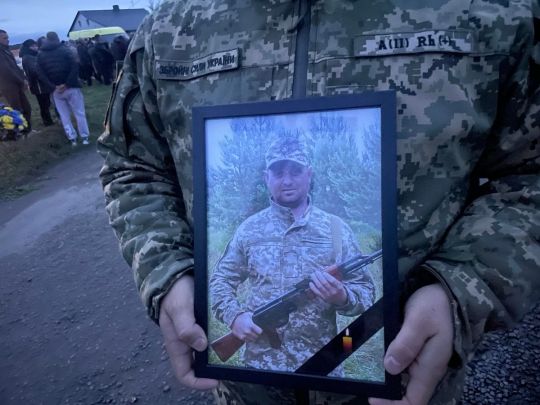 Осиротіли без люблячого тата дві донечки: під Запоріжжям загинув захисник з Волині