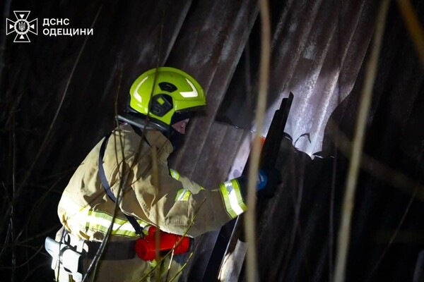 В Одесском районе горел склад: огонь охватил большую площадь В Одесском районе горел склад: огонь охватил большую площадь