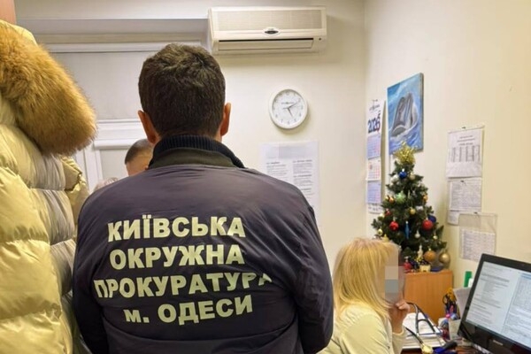 Двух медиков из Одессы взяли под стражу: в чем их подозревают Двух медиков из Одессы взяли под стражу: в чем их подозревают