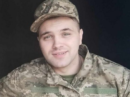 «Сам зголосився переносити боєкомплекти, від вибухів яких полягли б ми всі»: 23-річний воїн врятував побратимів ціною власного життя
