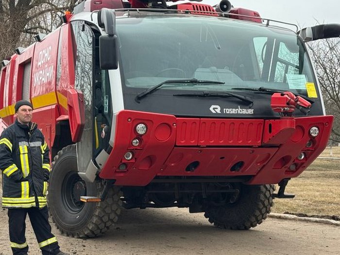 «Пантери» на захисті надр: полтавські рятувальники отримали унікальні всюдиходи, здатні заїжджати прямо у вогонь