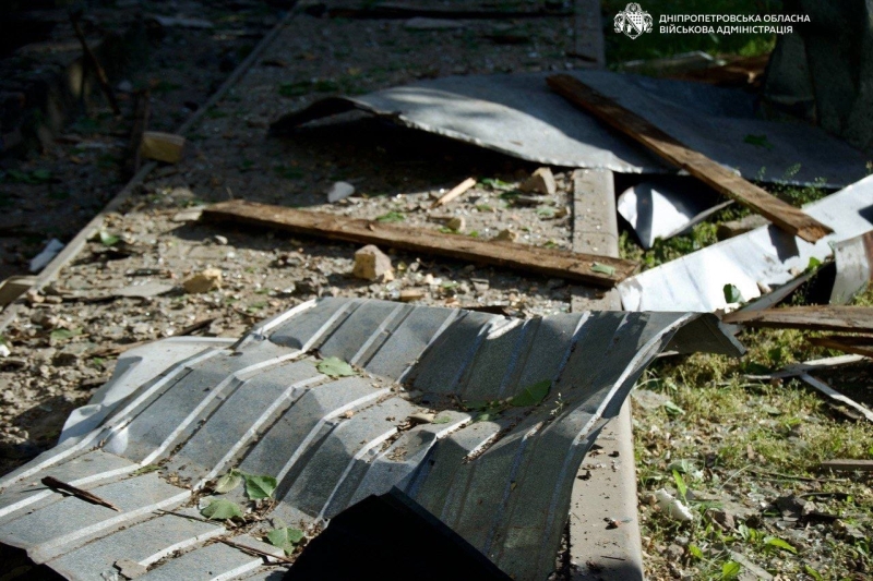 П'ятнадцять людей поранено у Дніпрі внаслідок атаки росіян (фото, відео)
