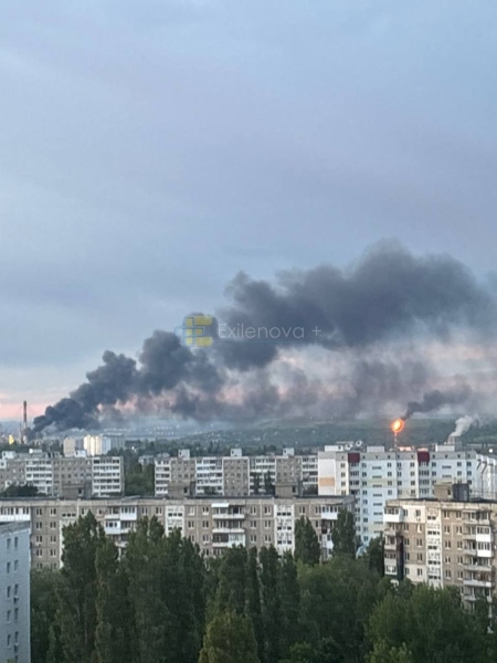 &laquo;Привіт&raquo; від ЗСУ: вночі в&nbsp;Ростовській області горіла нафтобаза, а&nbsp;в&nbsp;Саратові&nbsp;&mdash; один із&nbsp;найстаріших НПЗ росії (фото, відео)