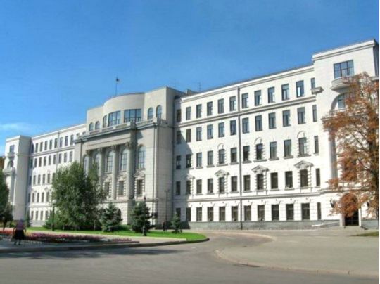 Ветерани хочуть не допустити голосування за сина проросійського депутата Краснова: ЗМІ про скандал у Дніпропетровській облраді