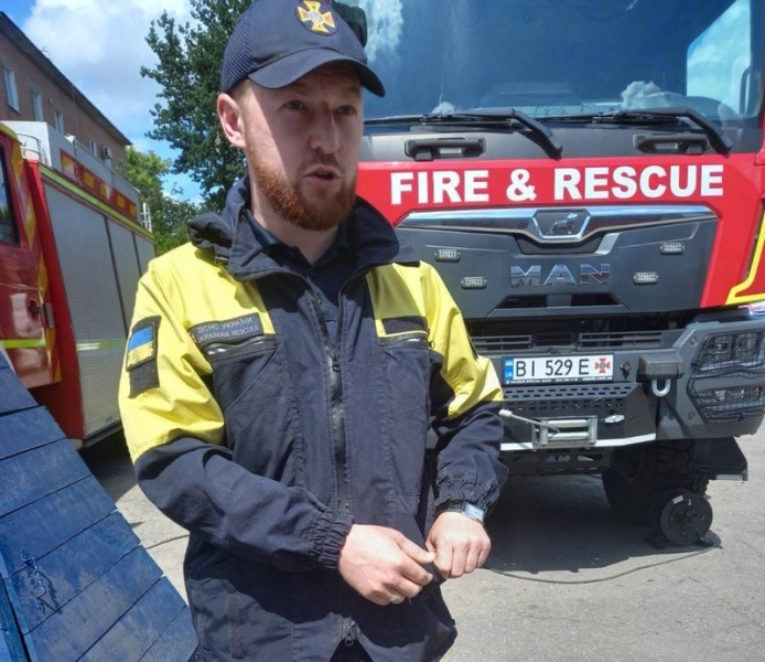 Команди розуміє лише англійською: полтавським рятувальникам допомагатиме пес Оскар, який народився у Камбоджі