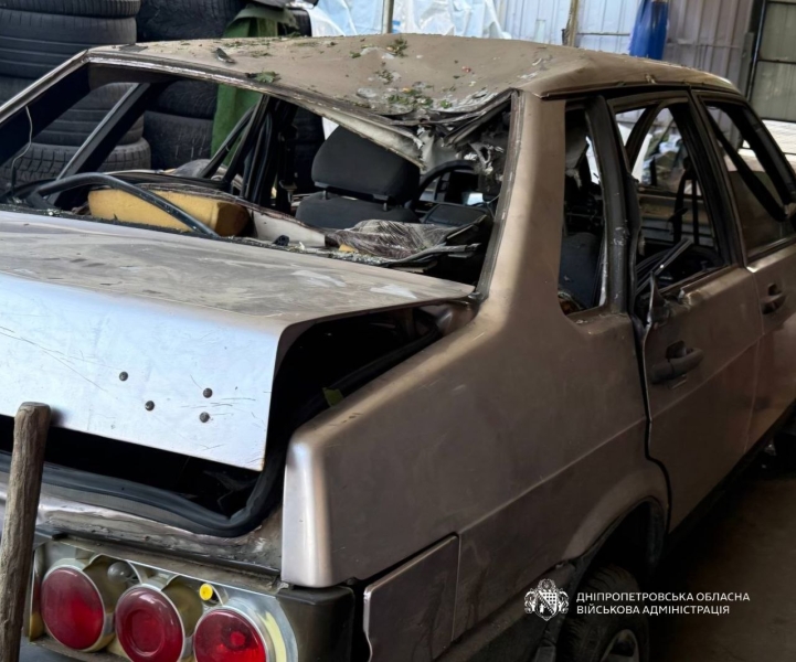 Зруйновані будинки, спалені авто, загиблі та поранені діти: рф накрила Україну хвилею атак (фото)